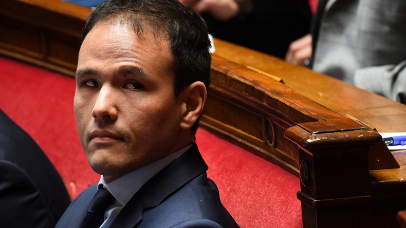 Après la polémique sur un «conseil de l'ordre» des journalistes, Cédric O rectifie le tir