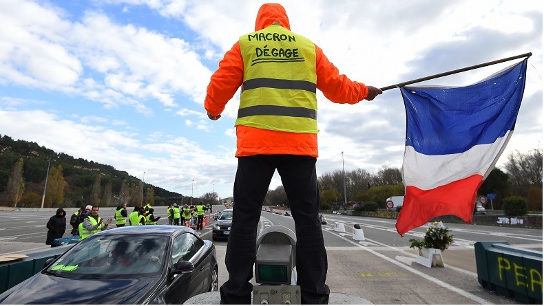 Heudebouville Gilets Jaunes Opération Péage Gratuit Sur L