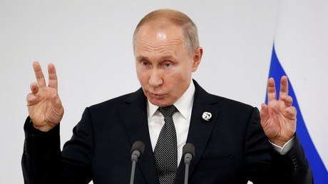 Vladimir Poutine s'exprime Ã  la presse le 29 juin Ã  Osaka.