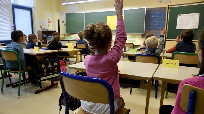Malgré la promesse de Macron, 400 écoles primaires rurales devraient fermer à la rentrée 2019