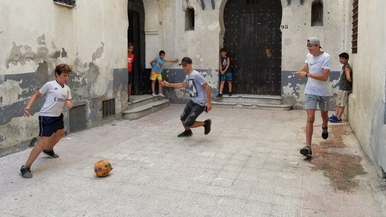 Algérie : en attendant la finale de la coupe d'Afrique, Alger retient son souffle