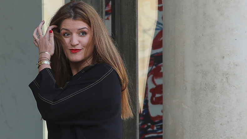 Affaire Rugy : Schiappa assure manger des nouilles chinoises et acheter des meubles chez Ikea