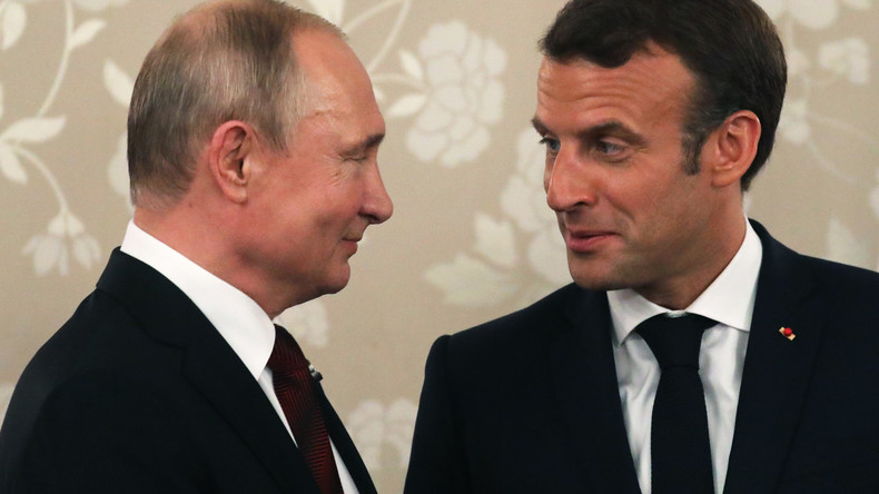 Vladimir Poutine et Emmanuel Macron saluent l’échange de prisonniers entre Moscou et Kiev