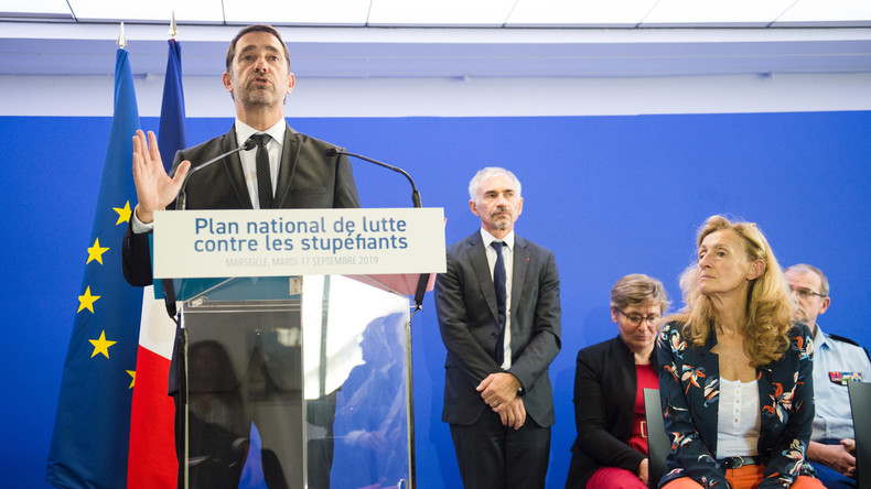 Plan anti-drogue : pour un ancien des stups «c'est de la gesticulation, de l'affichage politique»