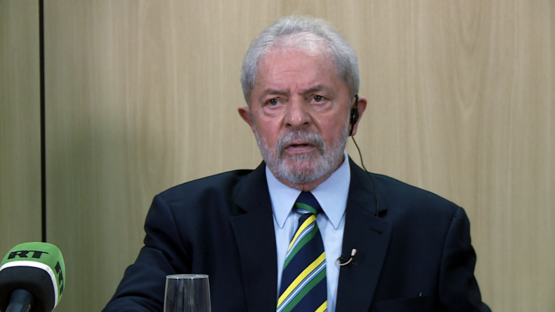 «J'ai décidé de résister» : l'ex-président brésilien Lula se confie à RT
