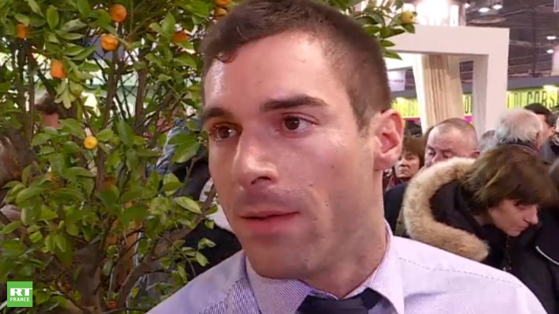La mère voilée prise à partie par Julien Odoul annonce deux dépôts de plainte à son encontre