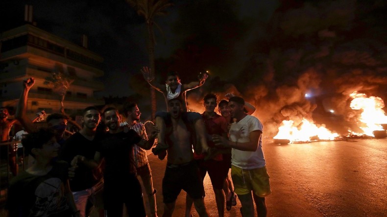 Liban : importantes manifestations après l’annonce d’une taxe visant les applications de messagerie