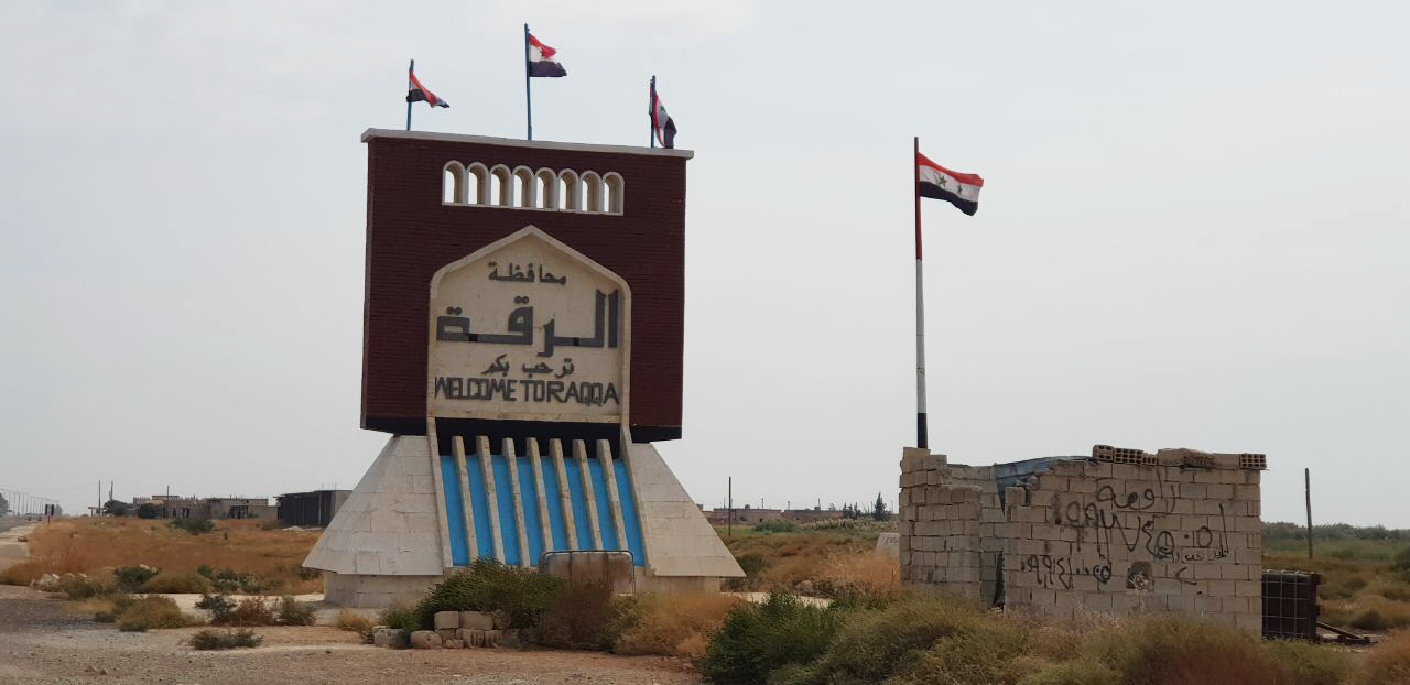Après accord avec les Kurdes, l'armée syrienne entre dans Raqqa pour la première fois depuis 2014
