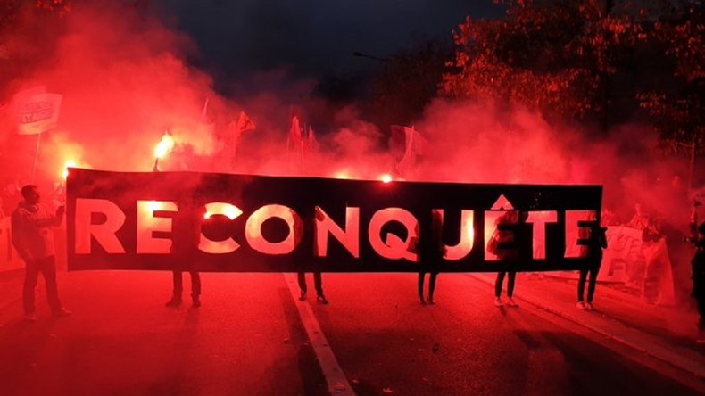«Défendons la France» : Génération identitaire organise une marche contre les «islamistes» à Paris