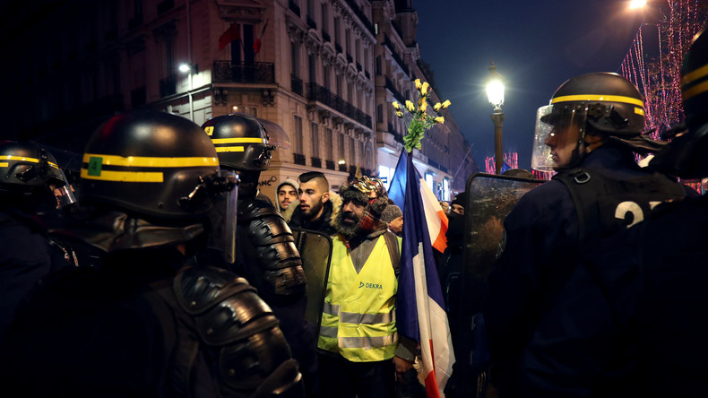 Un an après les violences reprochées à la police dans un Burger King à Paris, où en est l'enquête ?