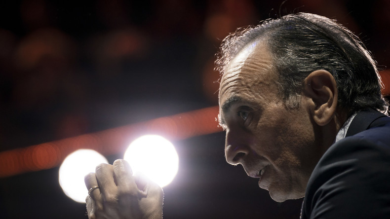 Le CSA met en demeure CNews pour des propos d'Eric Zemmour sur la colonisation de l'Algérie