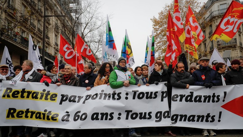 Plus de 800 000 manifestants ce 5 décembre : vers un «grand bras de fer» avec le gouvernement ?