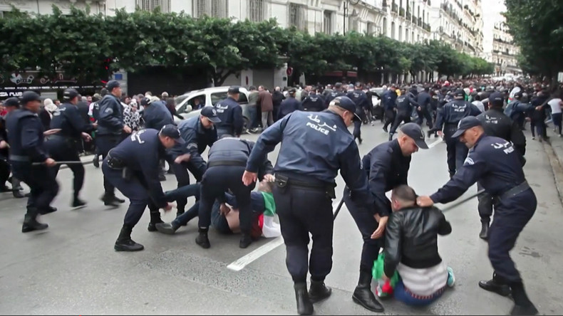 Présidentielle en Algérie : une journée électorale émaillée de violences (VIDEOS)