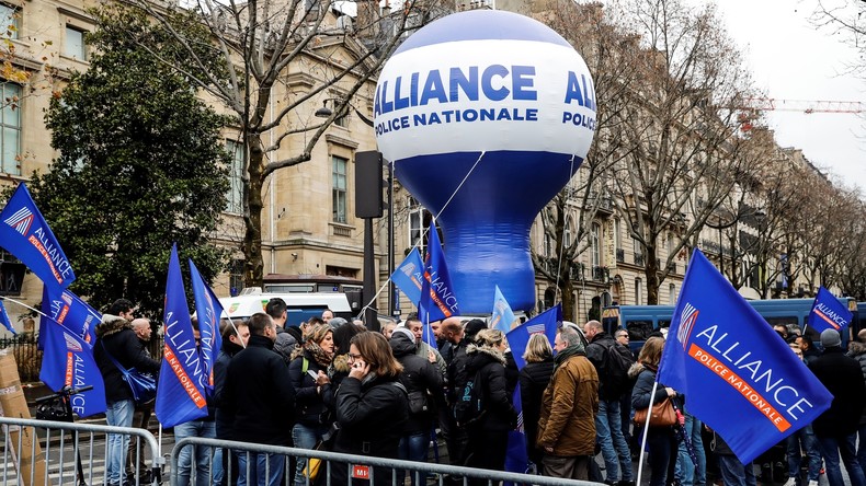 Retraites : Castaner confirme le maintien du régime dérogatoire... des policiers