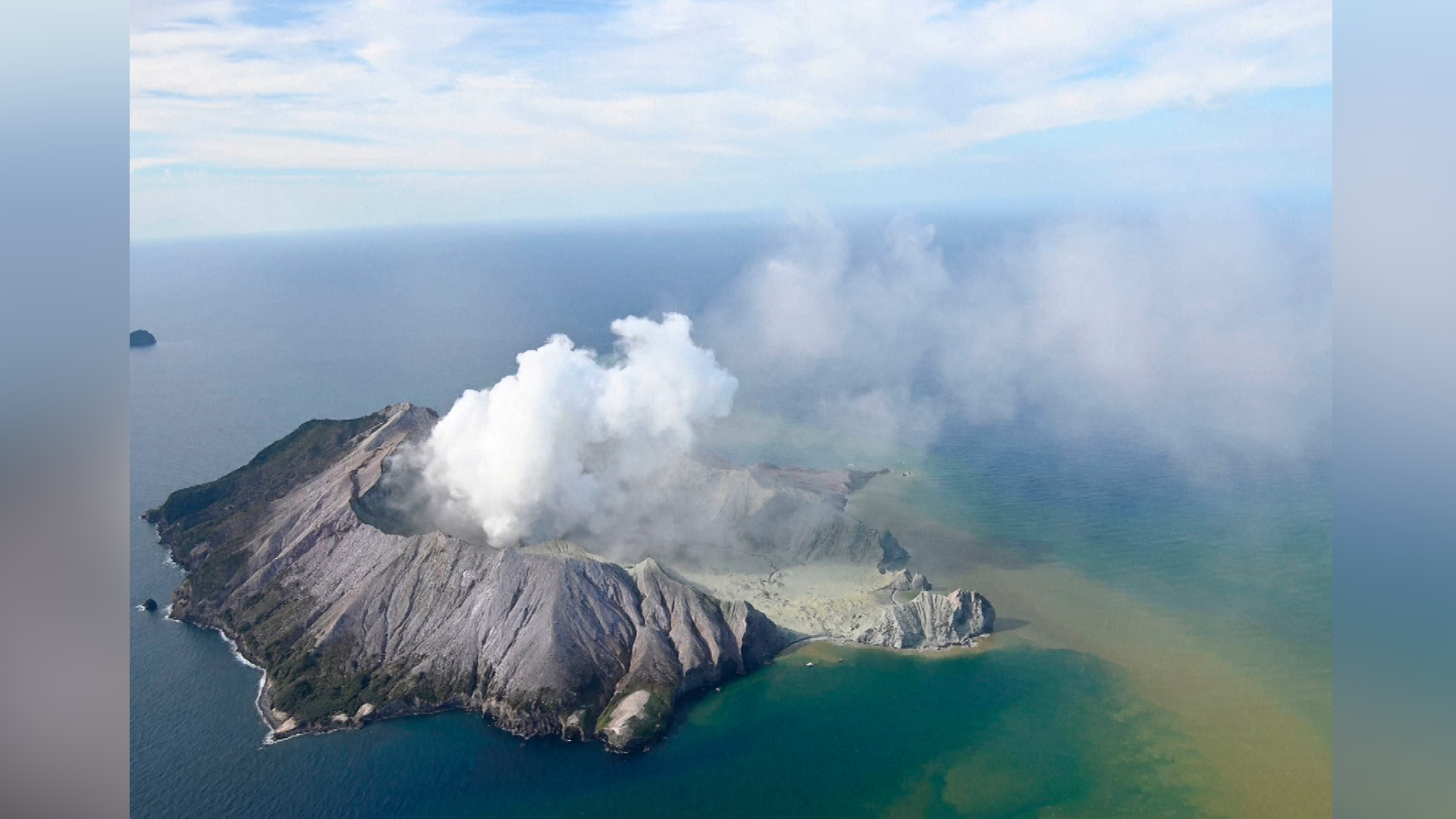 Nouvelle Z lande violente ruption  volcanique  sur White  