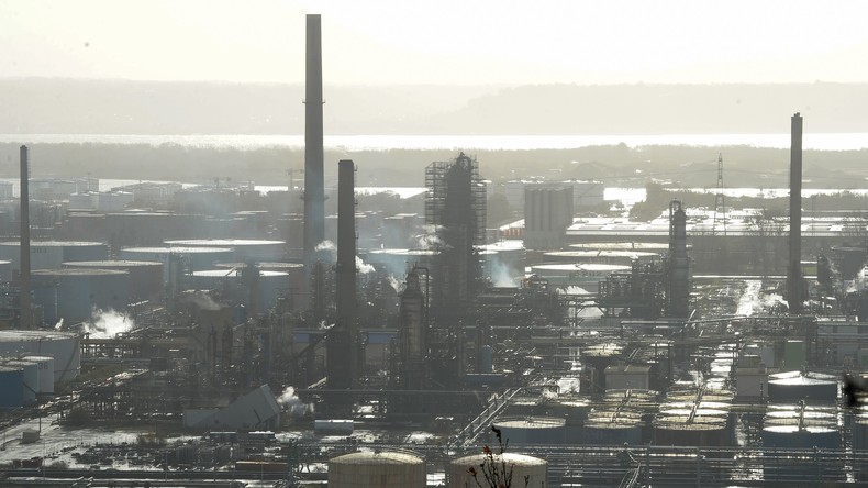 La Bourse flambe mais l’industrie de la zone euro continue son plongeon