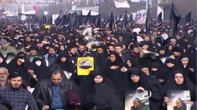 Cérémonie d’adieu au général iranien Qassem Soleimani à Mechhed, en Iran