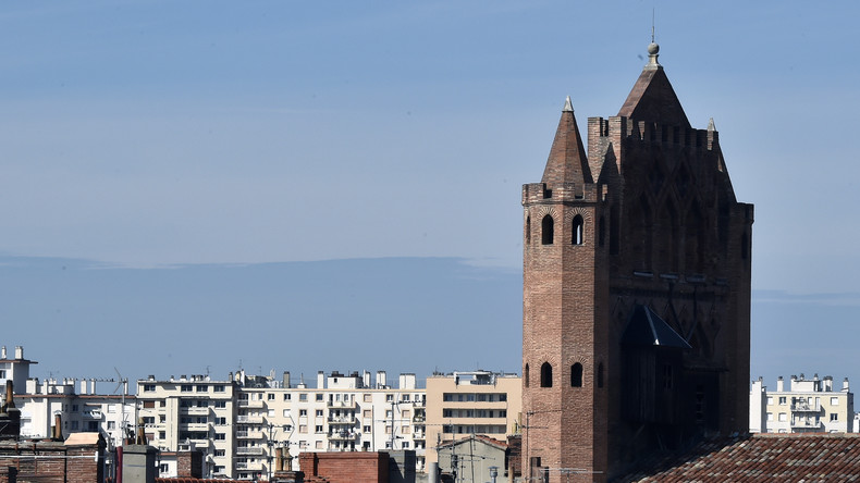Intrusion de CRS dans une église : la préfecture plaide l'«inadvertance», l'archevêque commente