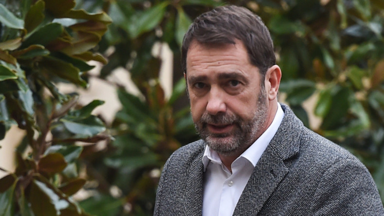 Circulaire retoquée, bilan sécuritaire en berne, dissensions avec Nunez : Castaner sur la sellette ?