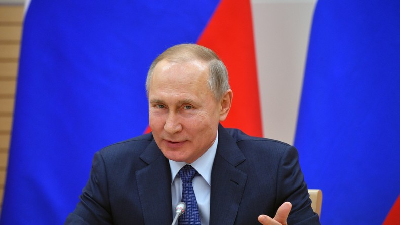Vladimir Poutine : «Tant que je suis président, il n'y aura pas de parent 1 et de parent 2»