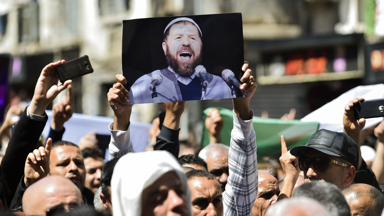 Algérie : un an après le début du Hirak, l'islamisme politique n'a pas bénéficié de la contestation