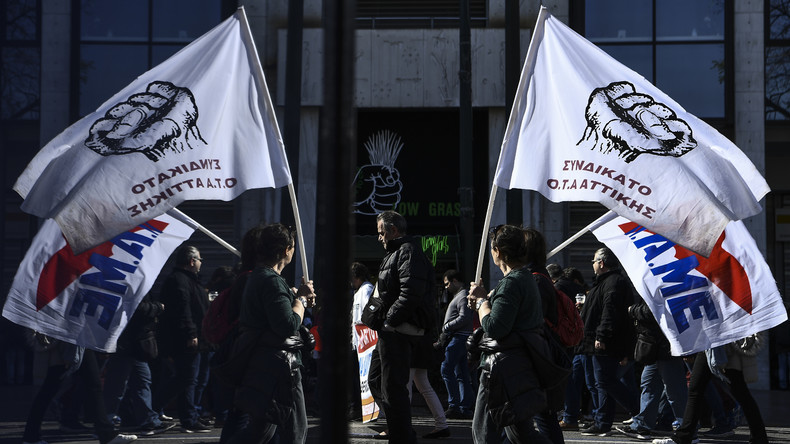 La Grèce au ralenti : grèves et manifestations contre la réforme des retraites