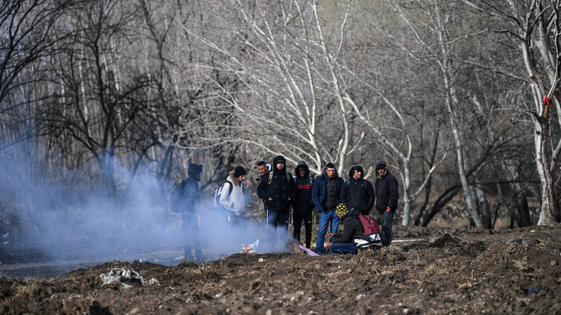 Ankara déploie 1 000 policiers à la frontière gréco-turque pour éviter le retour des migrants