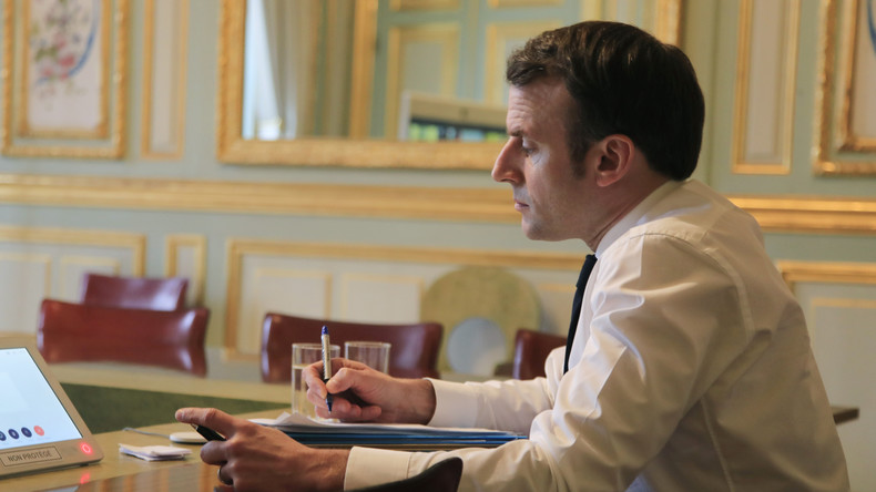 Coronavirus : pour Macron, la fermeture de frontières au sein de l'UE n'est pas une bonne solution