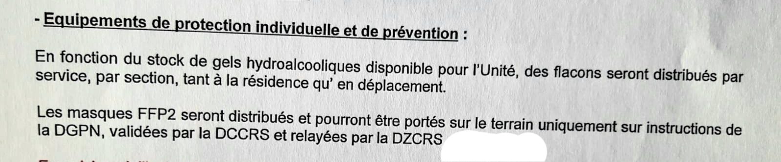 Les policiers sont-ils interdits de masques de protection ?