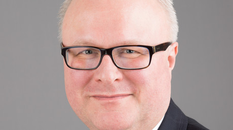 Covid-19 : «profondément inquiet» de la crise, un ministre régional allemand s'est suicidé