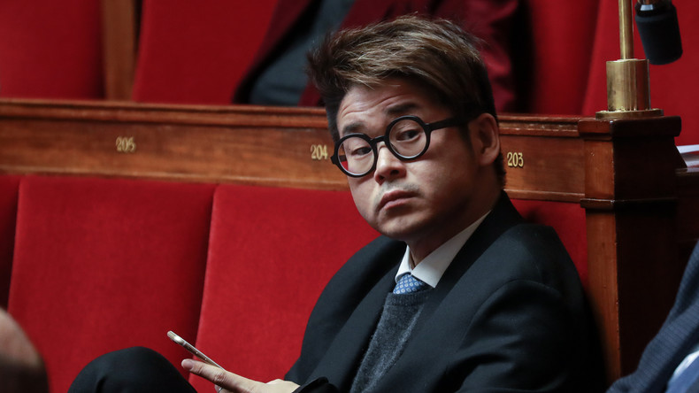 Le député ex-LREM Joachim Son-Forget usurpe l'identité d'Emmanuel Macron sur Twitter