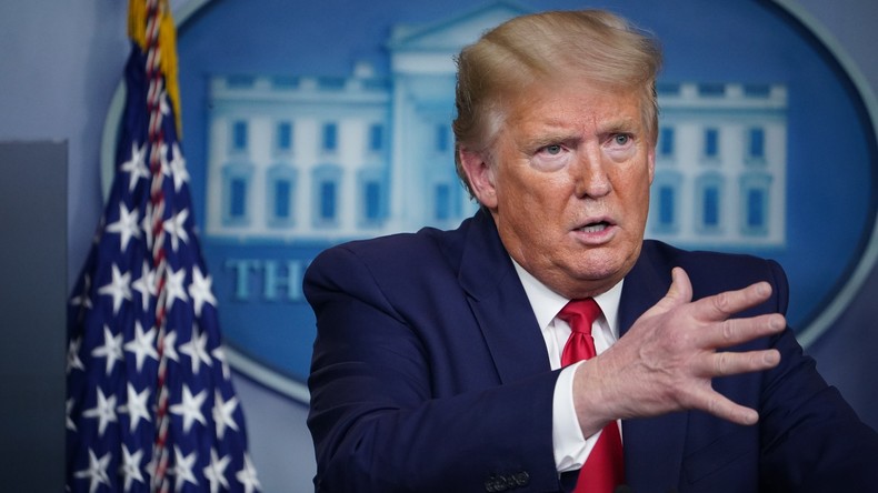Trump va «suspendre temporairement» l'immigration pour «protéger les emplois» des Américains