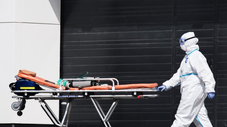 Covid-19 : la Russie franchit le cap des 1000 morts et des 100 000 cas