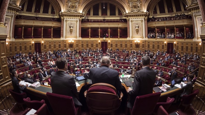 Le Sénat approuve, sous conditions, le texte prolongeant l'état d'urgence sanitaire