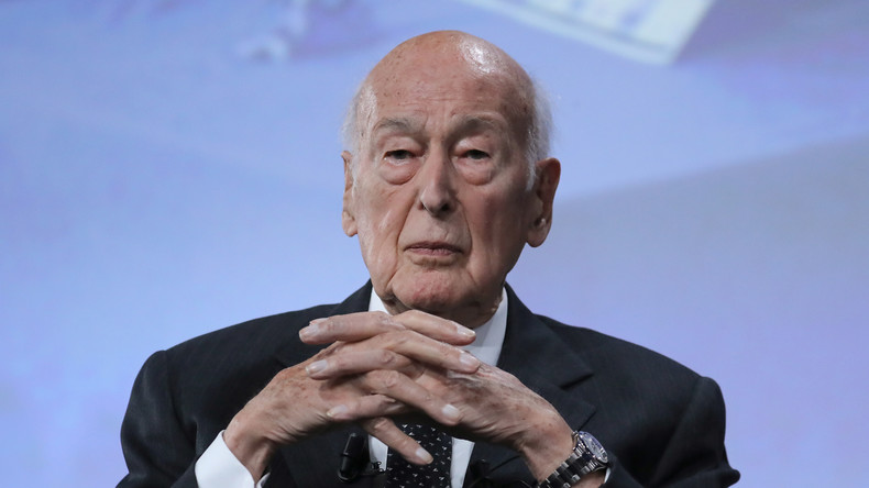 Une journaliste allemande a porté plainte contre Valéry Giscard d’Estaing pour agression sexuelle