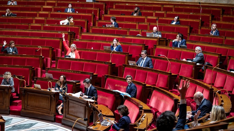 Les députés votent en faveur du prolongement de l'état d'urgence sanitaire jusqu'au 10 juillet
