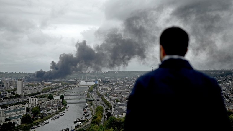 Usine Lubrizol : la «coresponsabilité» de l'Etat et de l'entreprise mise en lumière par le Sénat