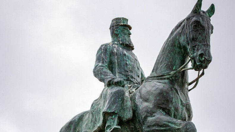 Colonisation : la ville d'Anvers décide de retirer une statue de l'ancien roi des Belges Léopold II
