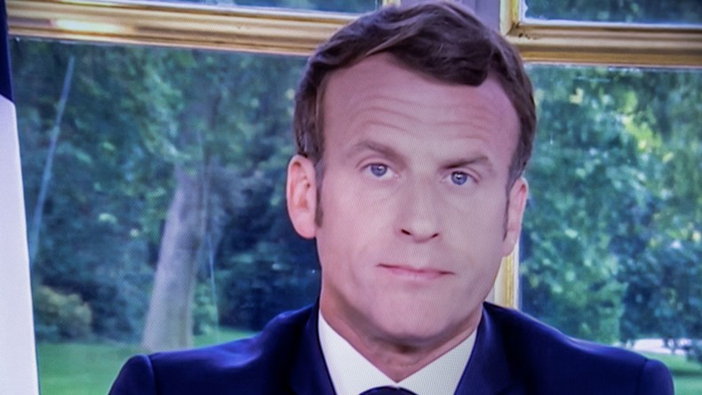 «Nous n'avons pas à rougir de notre bilan» : Macron défend la gestion de crise du gouvernement