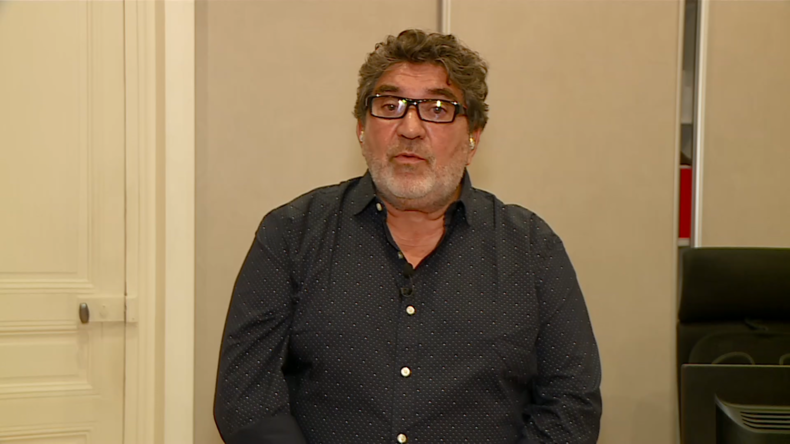 «Il faut que ces gens-là paient» : le père de Cédric Chouviat s'exprime sur RT France