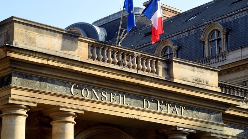 Le Conseil d'Etat suspend l'obligation d'obtenir une autorisation pour manifester