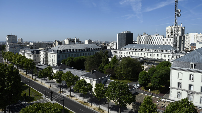 Deux ex-agents secrets français soupçonnés de trahison au profit de Pékin face à la justice