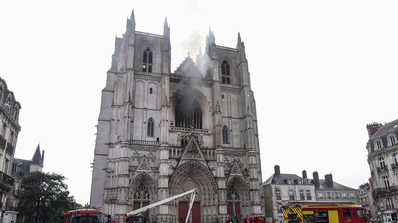Incendie de la cathédrale de Nantes : «Pas de trace d'effraction» constatée, selon le procureur