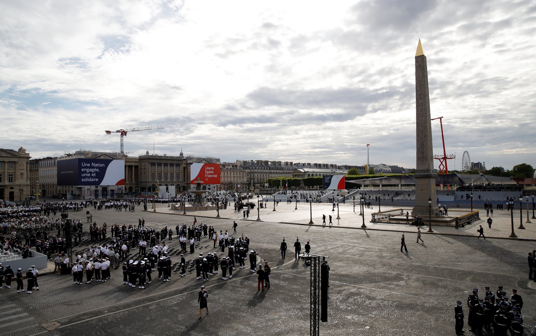 Soignants, Gilets jaunes : les hommages du 14 Juillet feront-ils oublier la contestation ?