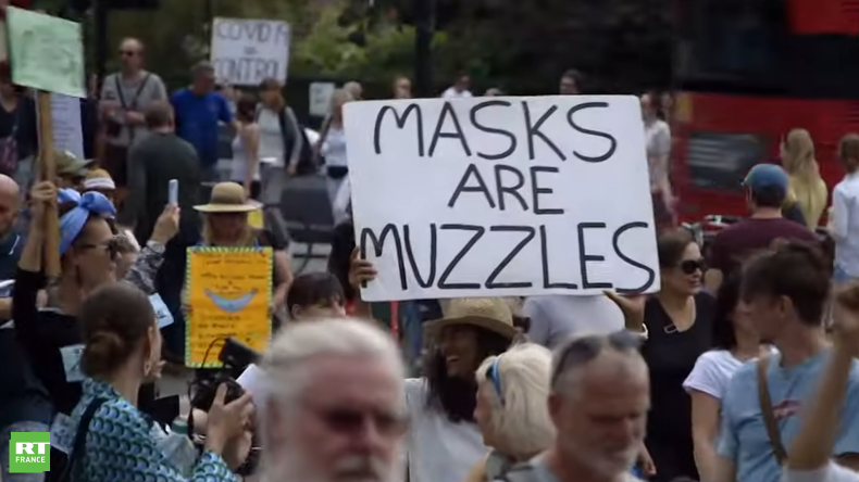 «Les masques sont des muselières» : manifestation contre le port du masque obligatoire à Londres