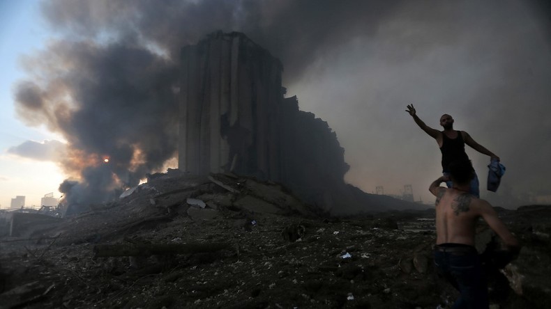 Explosions au Liban : le Hezbollah nie avoir un entrepôt d'armes dans le port de Beyrouth