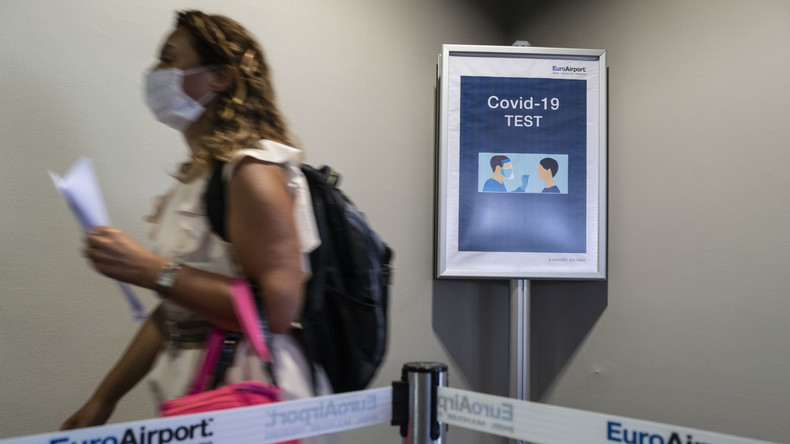 Covid-19 : pourquoi certains masques sont-ils équipés d'une puce «RFID» ?