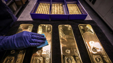 A plus de 2 000 dollars l’once, pourquoi le cours de l’or s’envole-t-il ? A plus de 2 000 dollars l’once, pourquoi le cours de l’or s’envole-t-il ?