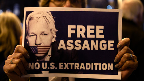 Extradition d’Assange : plus de 150 avocats et juristes en appellent au gouvernement britannique