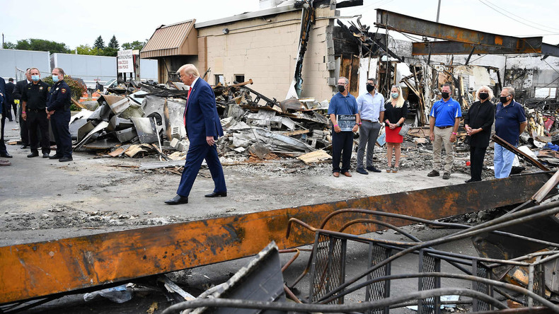 Donald Trump qualifie les manifestations violentes de «terrorisme intérieur»